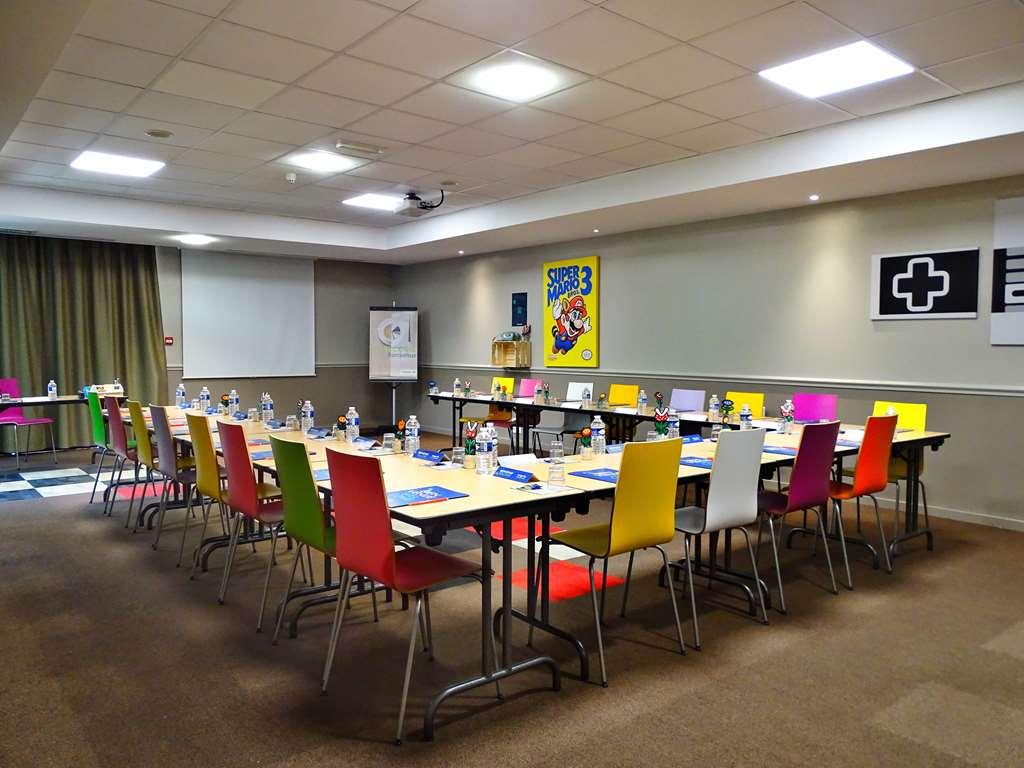 Campanile Val De France Hotel Magny-le-Hongre Fasilitas foto