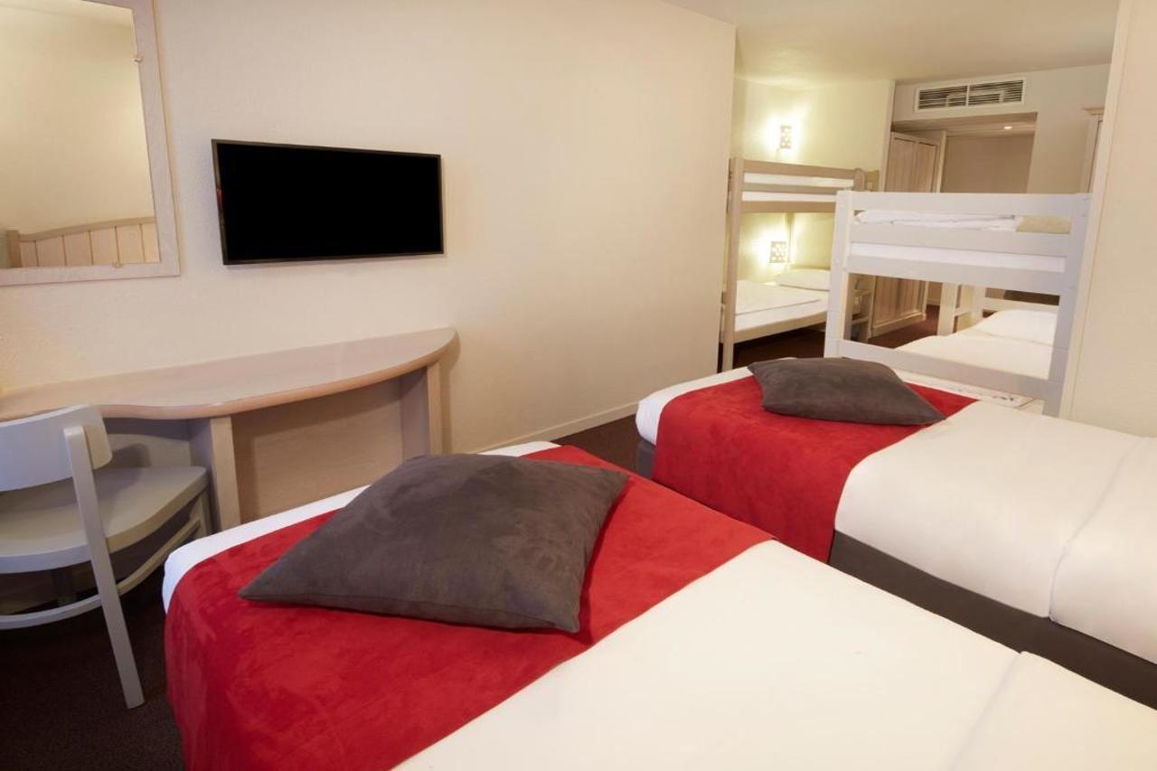 Campanile Val De France Hotel Magny-le-Hongre Bagian luar foto