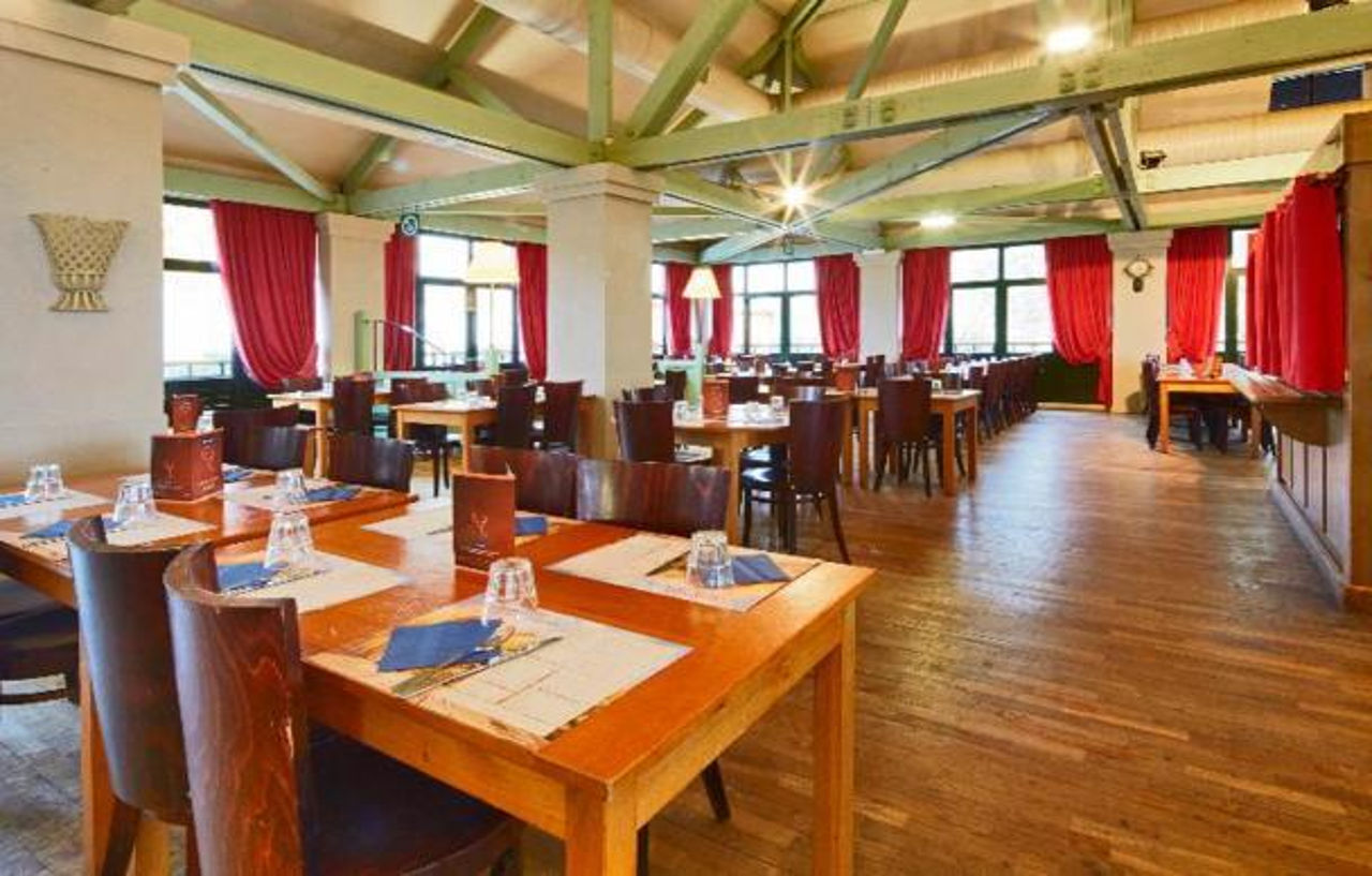 Campanile Val De France Hotel Magny-le-Hongre Bagian luar foto